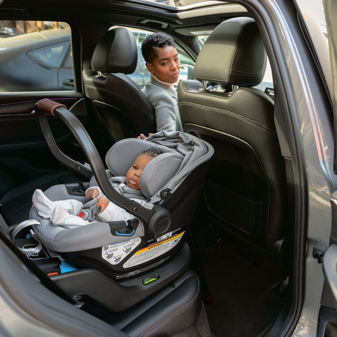 UPPAbaby Aria Lightweight Infant Car Seat + Base