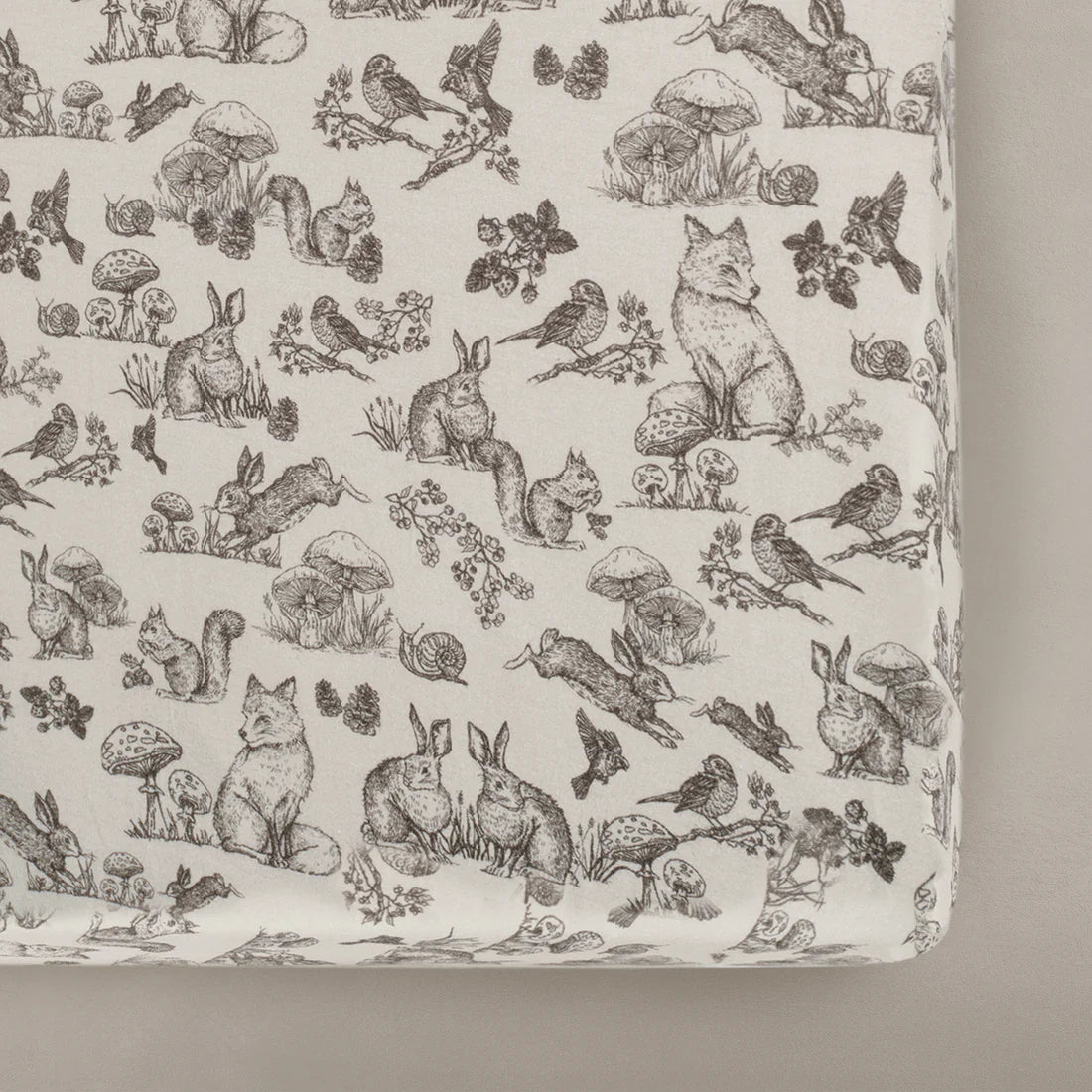 Oilo Organic Cotton Jersey Crib Sheet Woodland